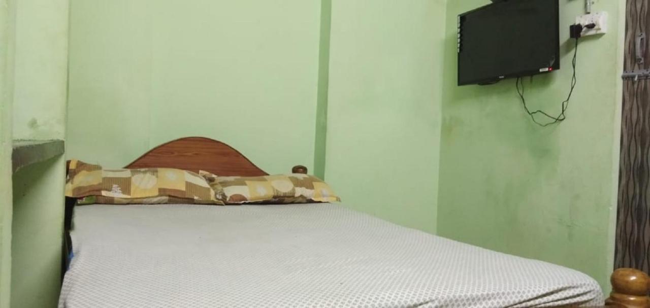 Family Guest House Near Bus-Stand Pondicherry Exterior photo